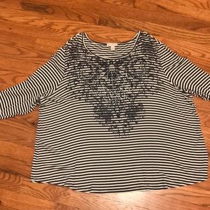 Blingy top. Worn once. 2x. Navy and white